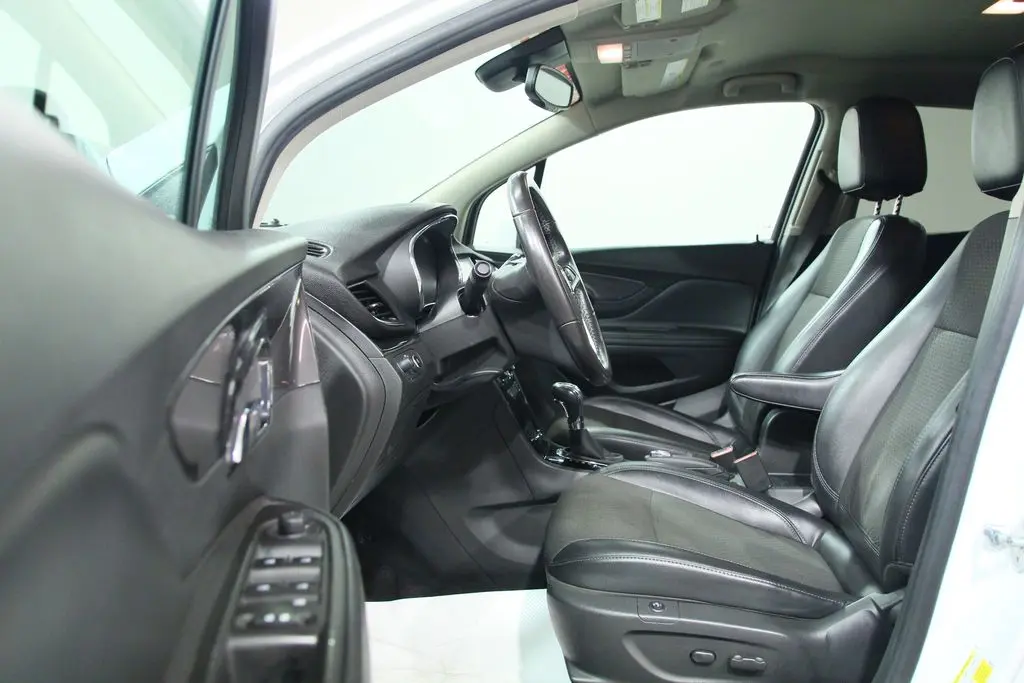 2019 Buick Encore Preferred AWD photo 4