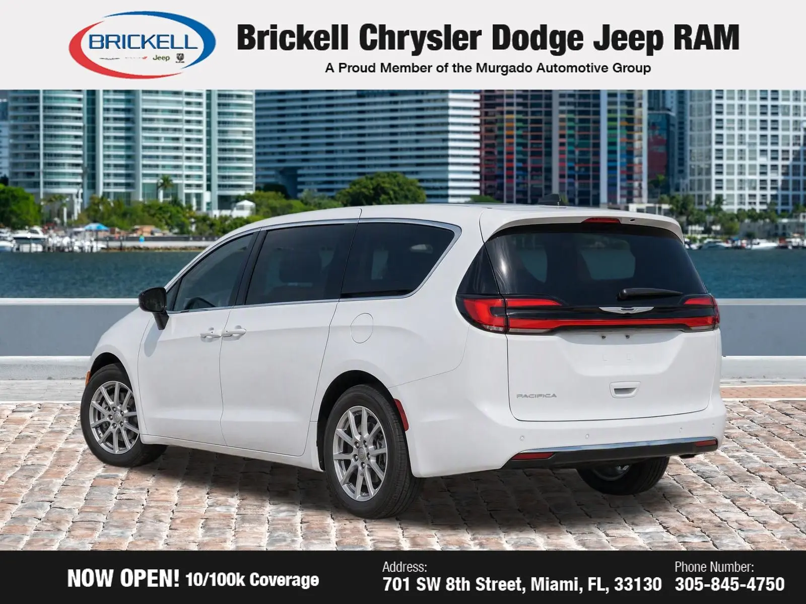 2025 Chrysler Pacifica Select photo 3