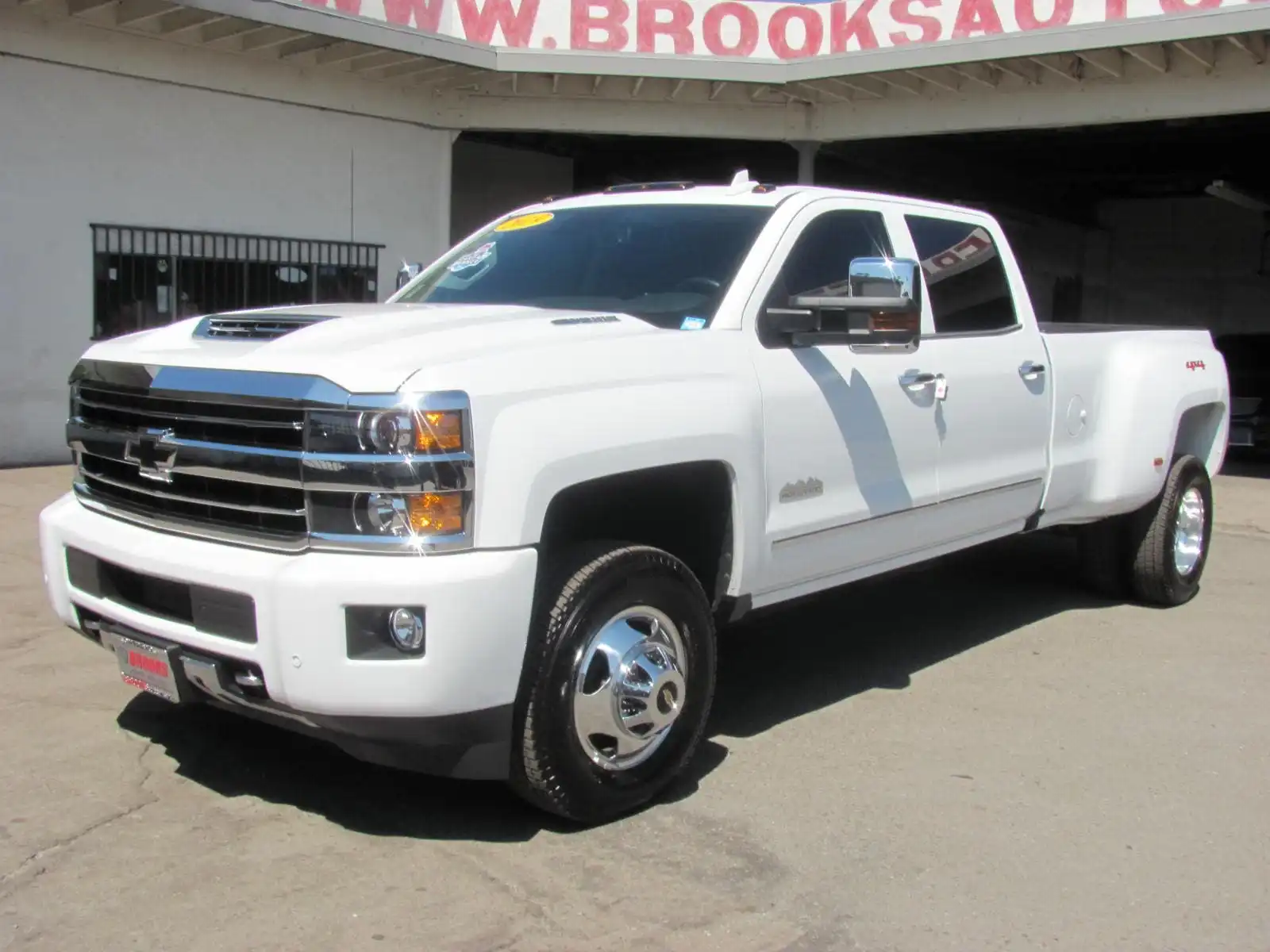 2019 Chevrolet Silverado HD High Country 4WD Crew Cab Long Box SRW's photo