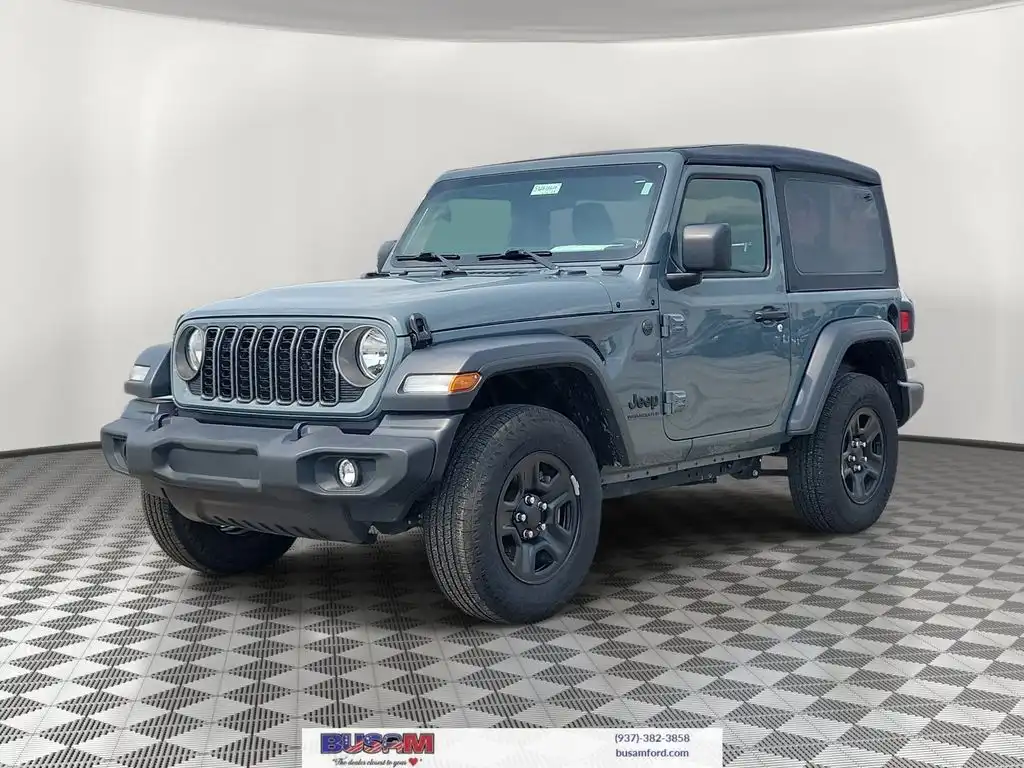 2025 Jeep Wrangler Sport's photo