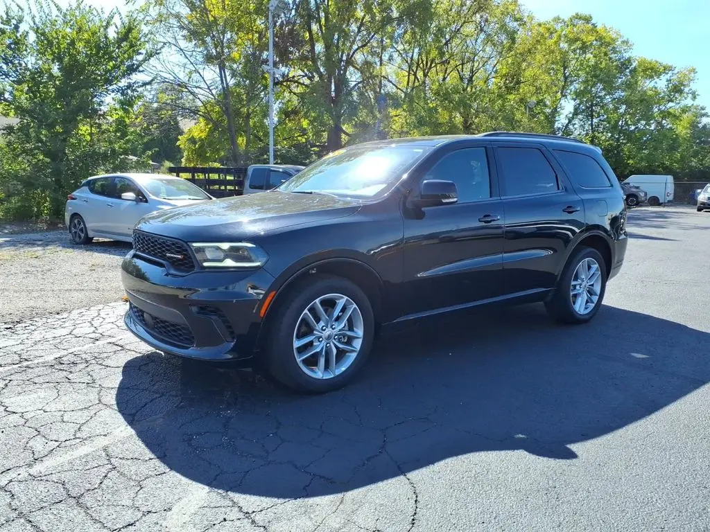 2024 Dodge Durango GT AWD Plus photo 3