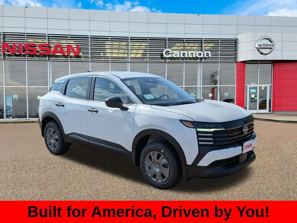 2027 Nissan Kicks 2.0 S's photo