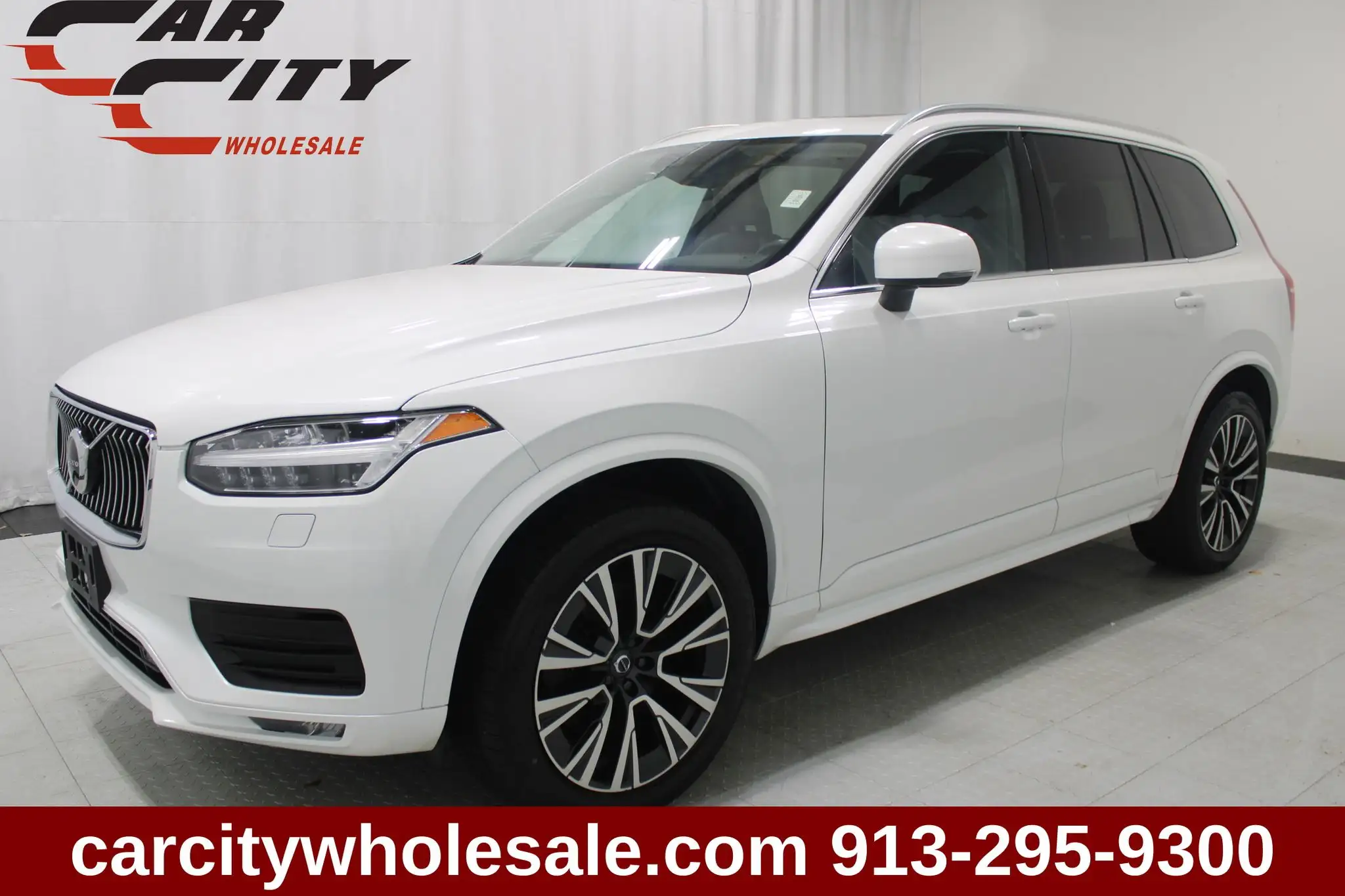2021 Volvo XC90 T5 Momentum AWD's photo
