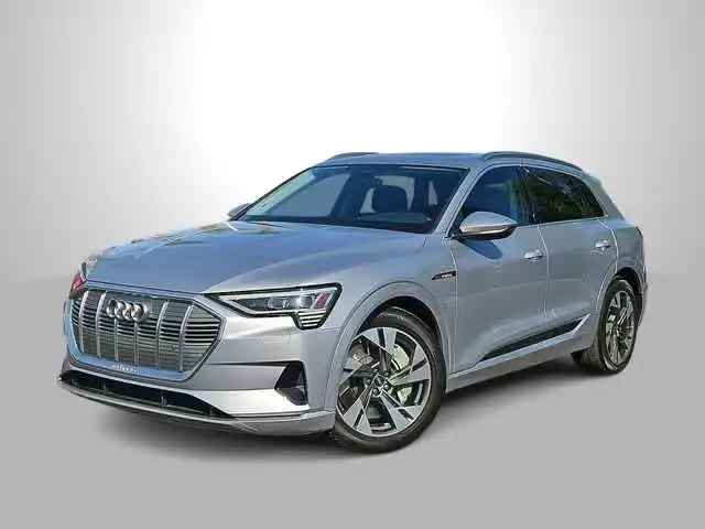 2022 Audi e-tron 95 kWh Premium quattro's photo