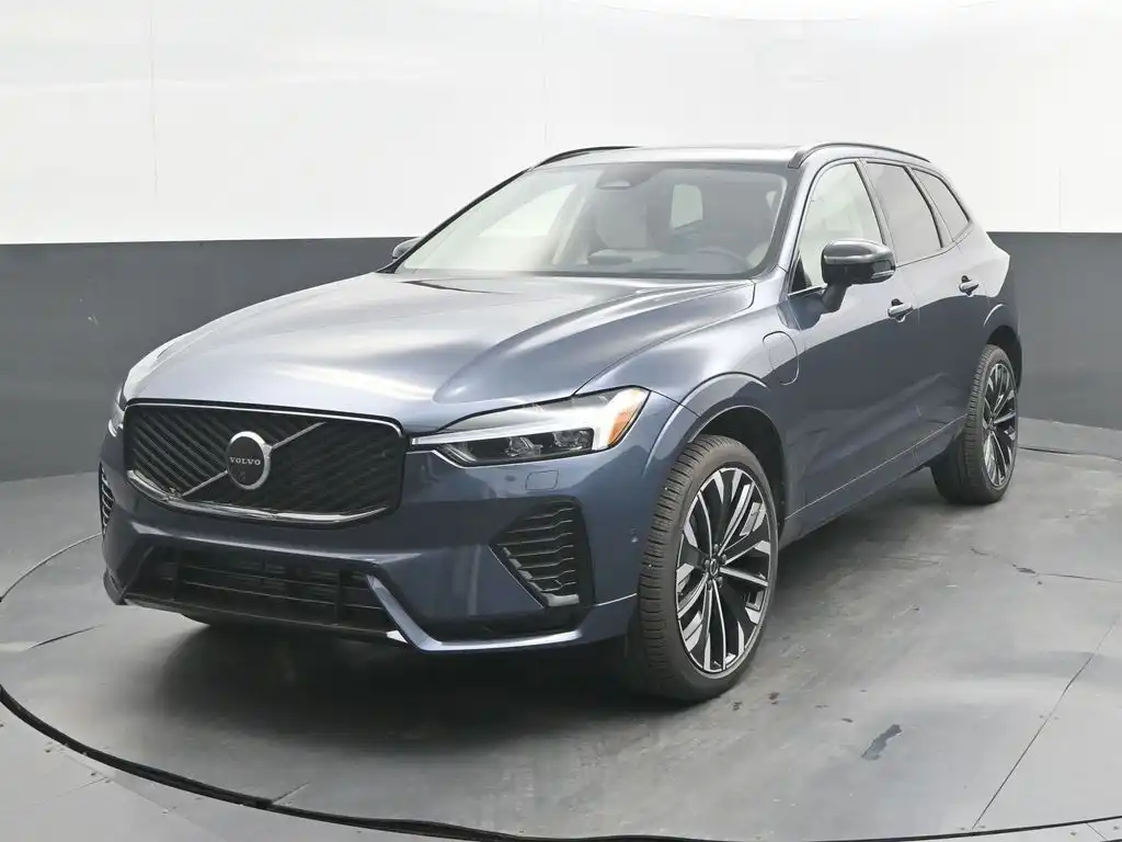 2026 Volvo XC60 T8 Ultra Dark AWD's photo