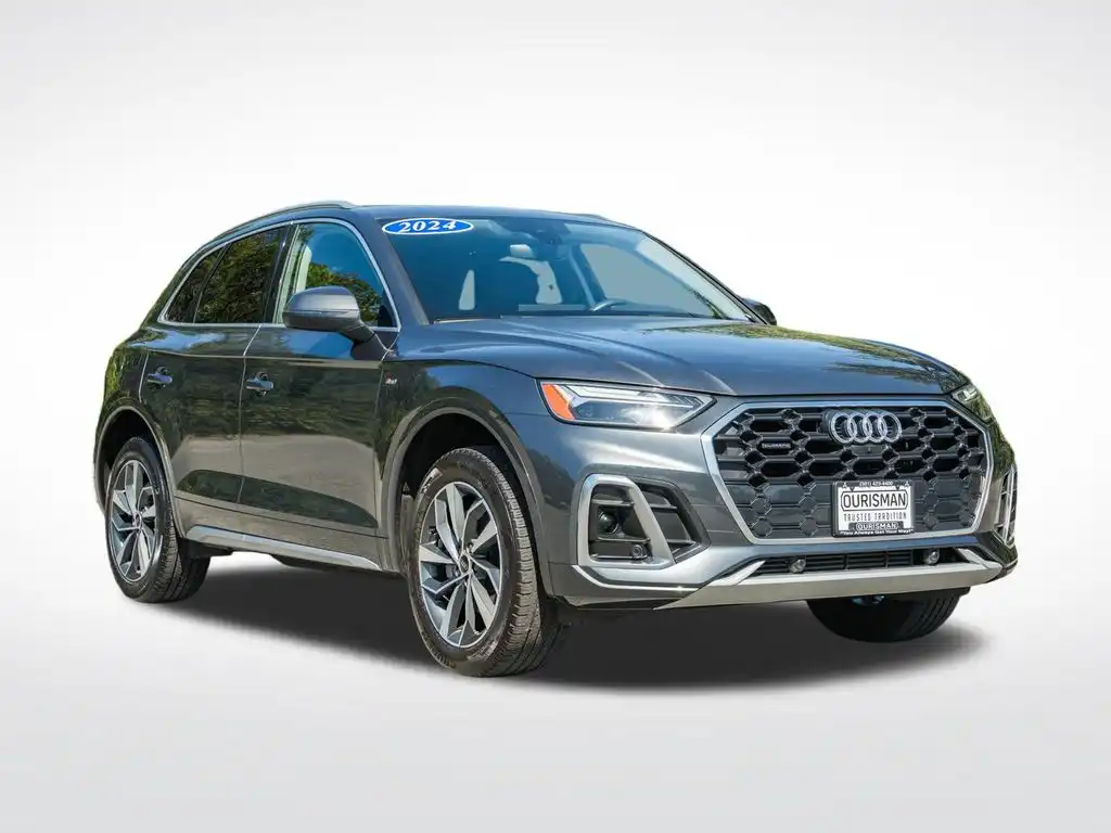 2024 Audi Q5 45 Premium Plus's photo