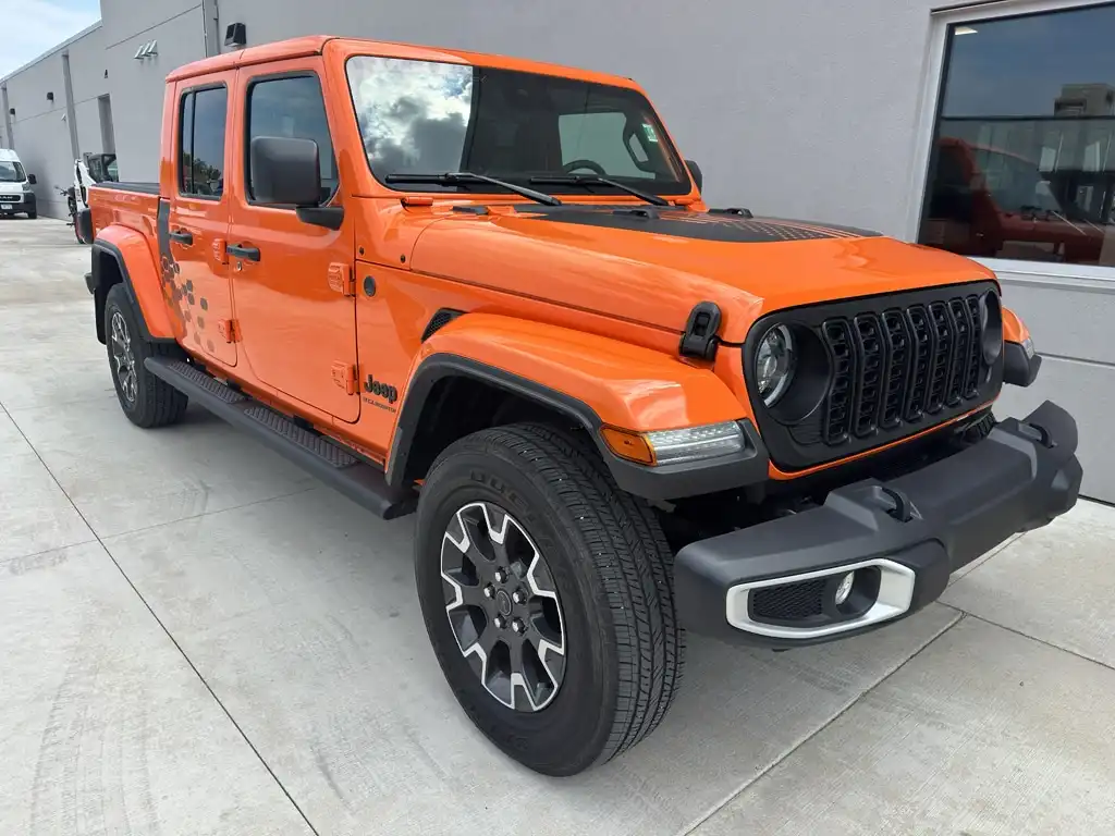 2025 Jeep Gladiator Sport S Auto's photo