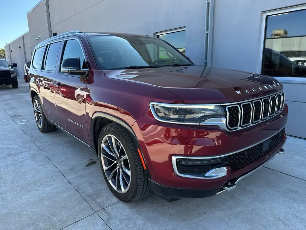 2023 Jeep Wagoneer Series III 4WD's photo