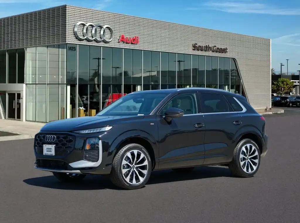 2026 Audi Q3 S Line quattro's photo