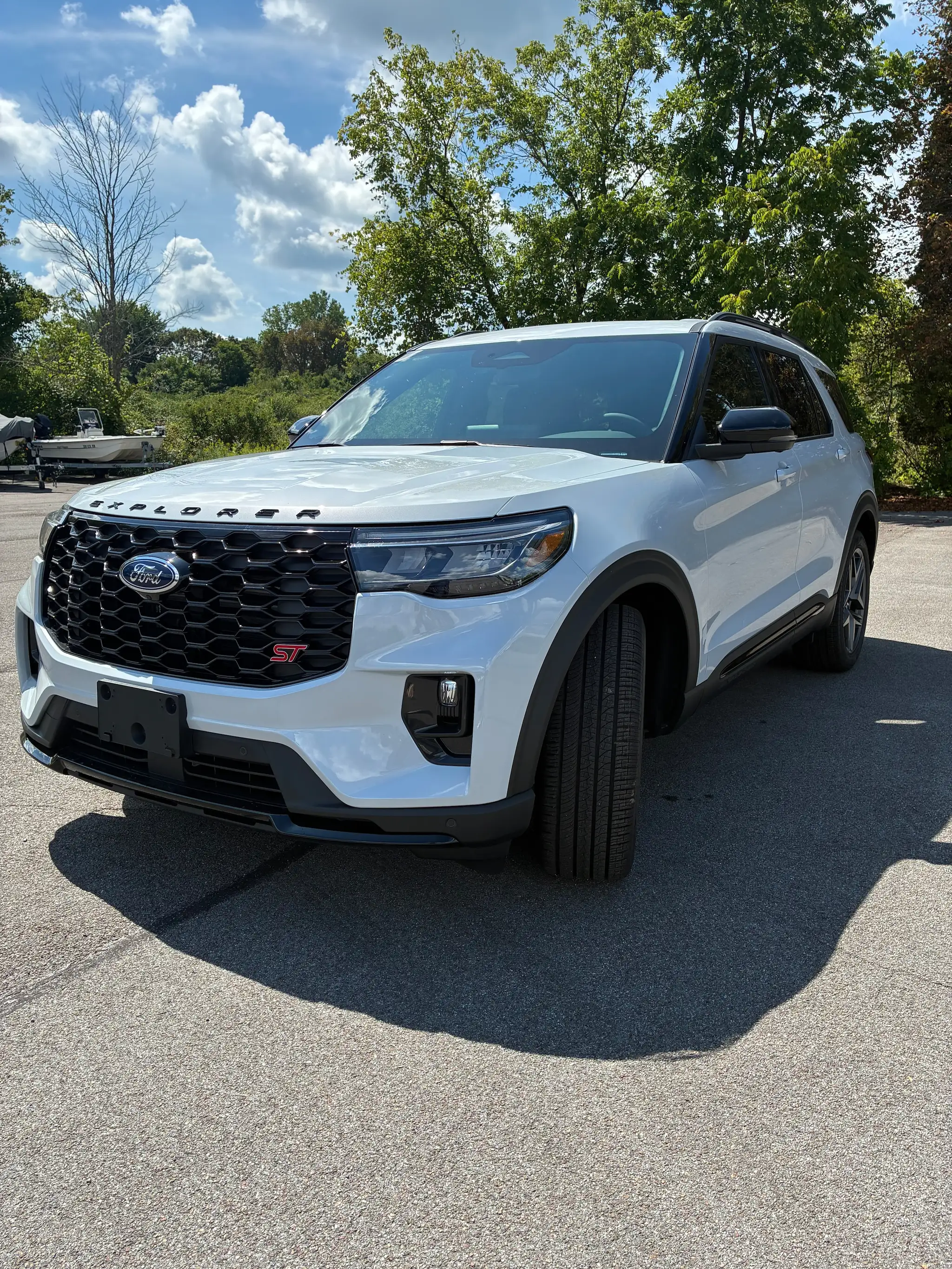 2026 Ford Explorer ST 4WD's photo