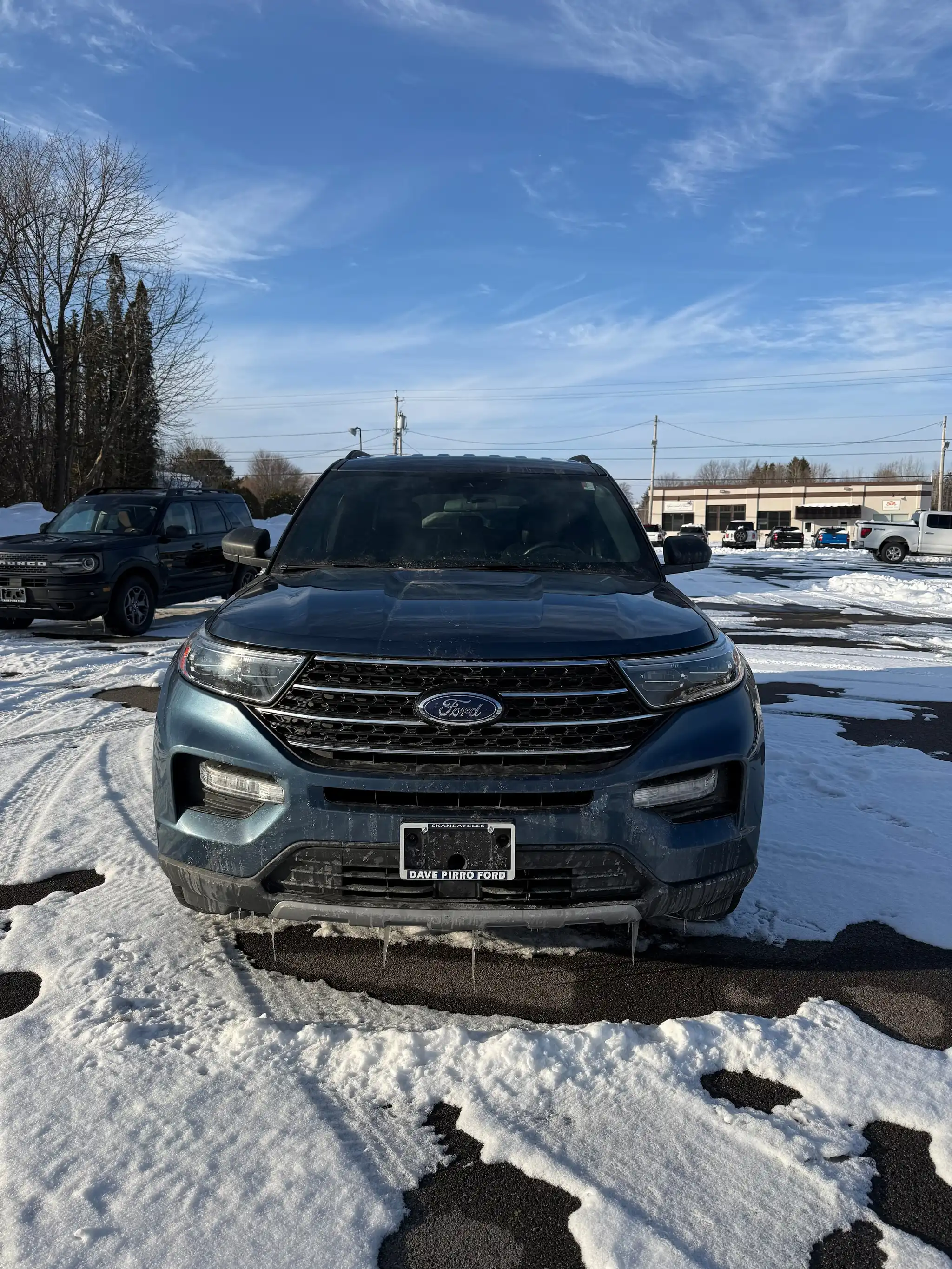 2020 Ford Explorer XLT 4WD's photo