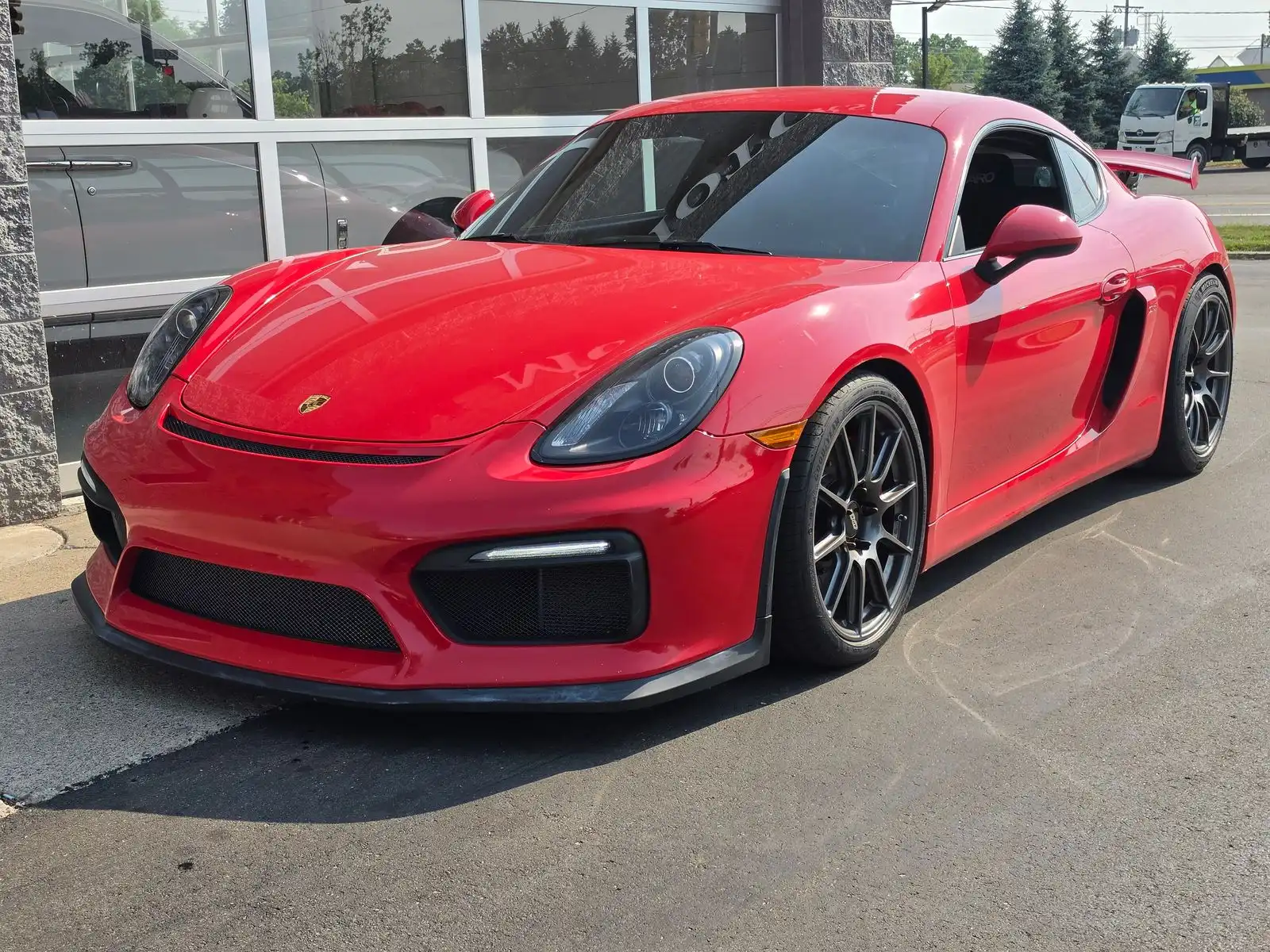 2016 Porsche Cayman GT4's photo
