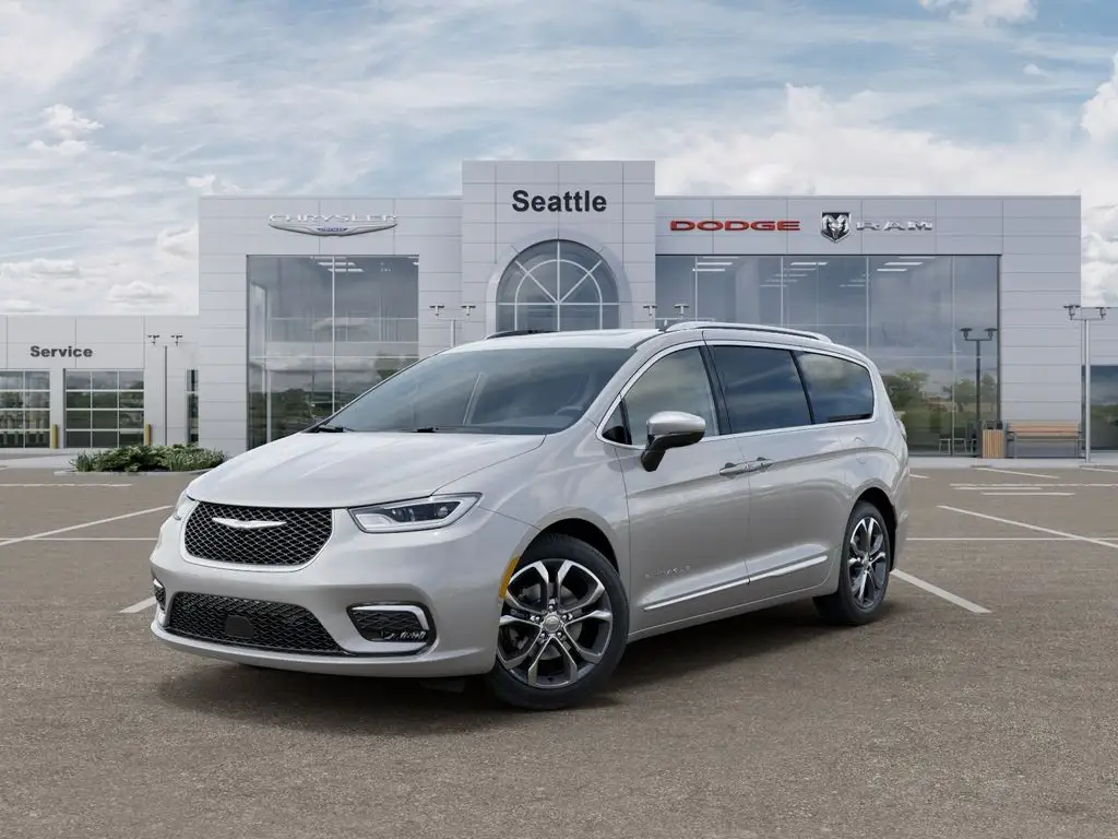 2026 Chrysler Pacifica Pinnacle photo 1