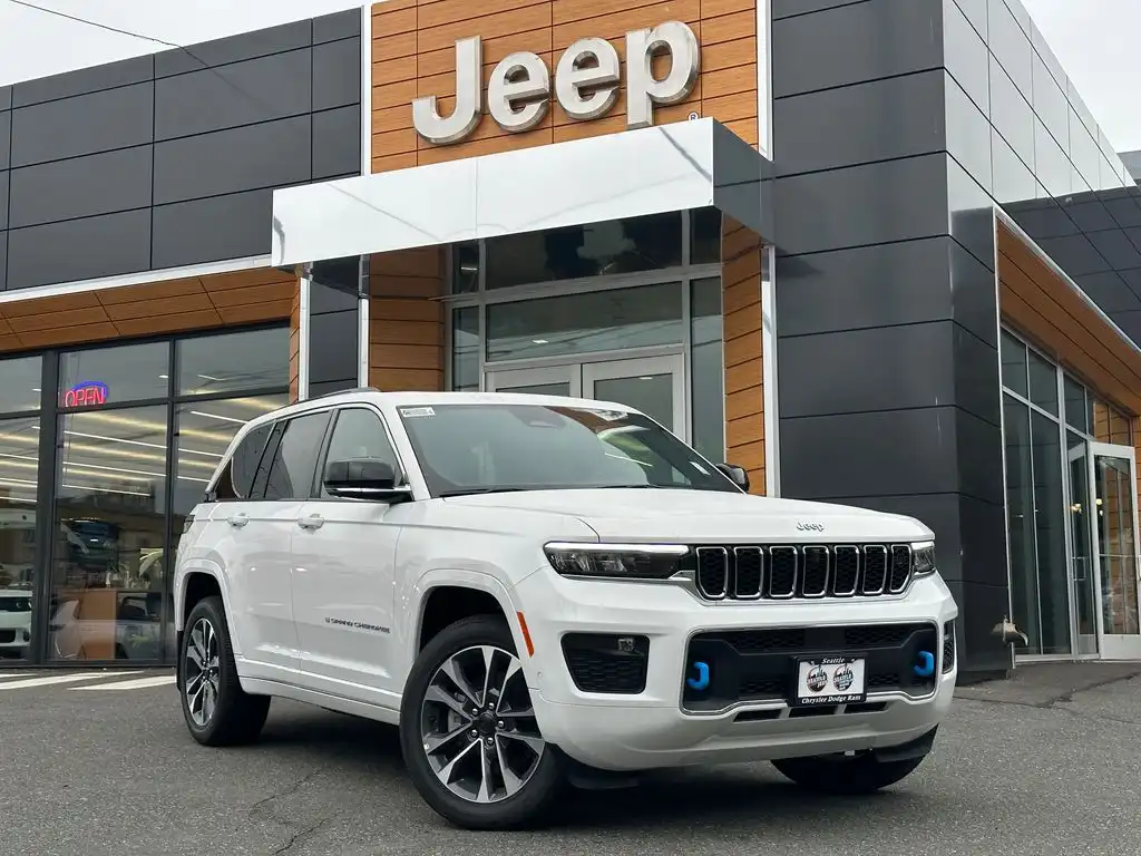 2024 Jeep Grand Cherokee Overland 4xe 4WD's photo