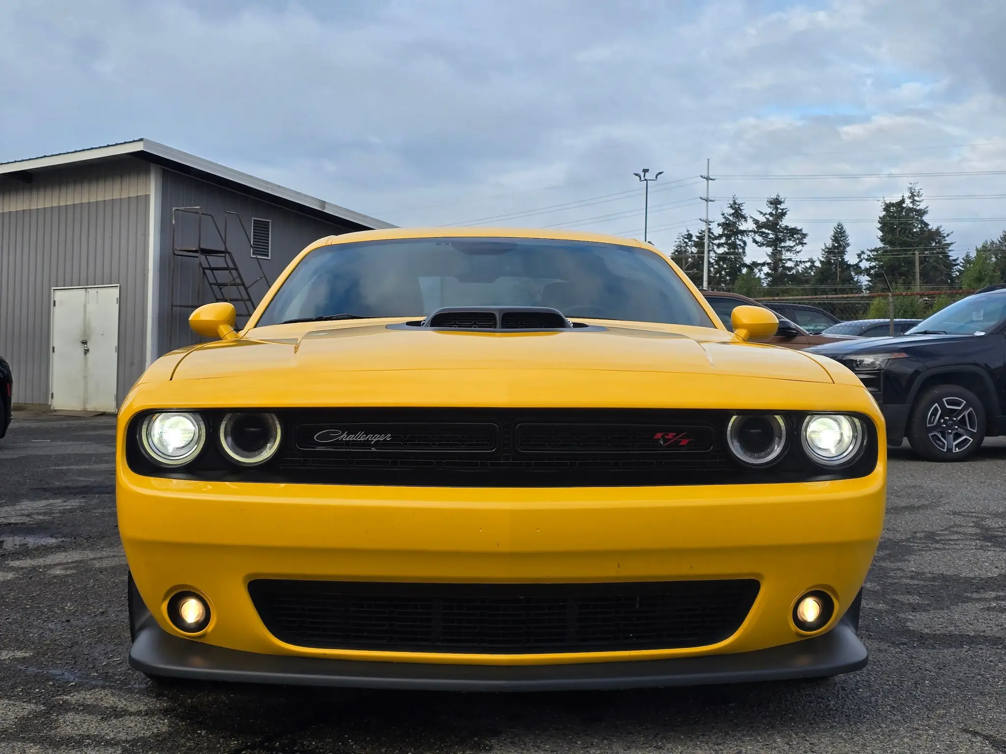 2017 Dodge Challenger Scat Pack Shaker 392 photo 3