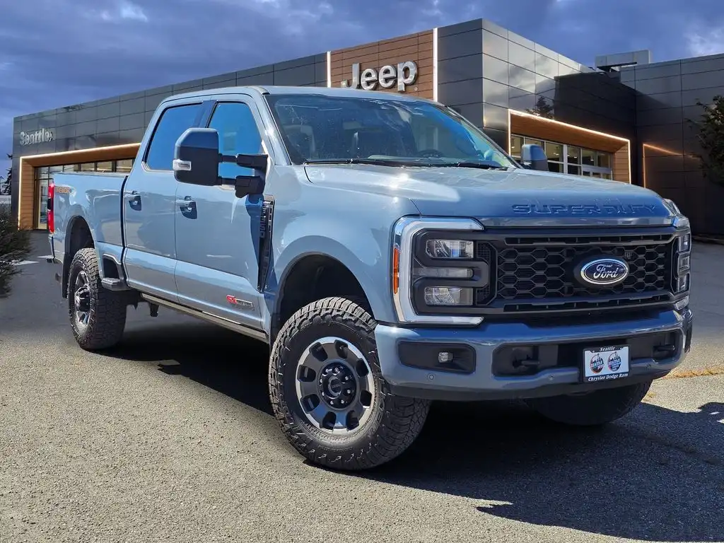 2023 Ford F-350 Lariat 4WD Crew Cab SRW 160 in's photo