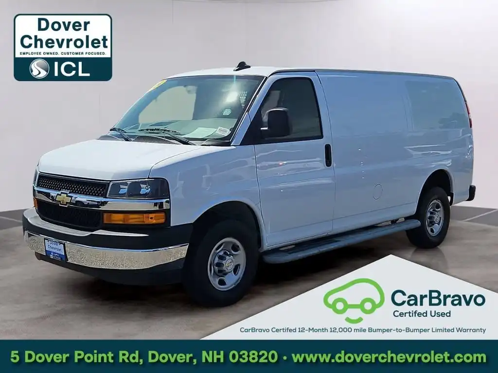 2024 Chevrolet Express Work Van HD 2500's photo