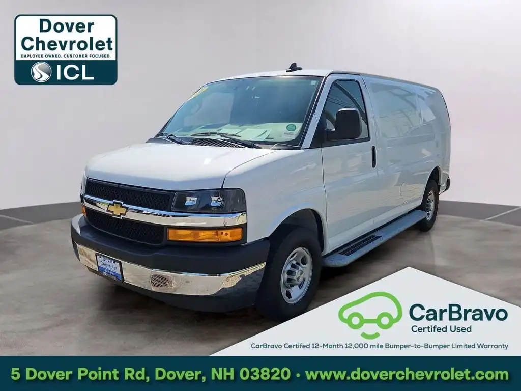2024 Chevrolet Express Work Van HD 2500's photo
