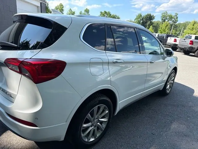 2020 Buick Envision Essence AWD photo 5