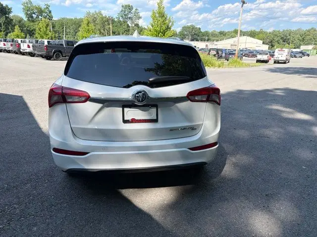 2020 Buick Envision Essence AWD photo 4