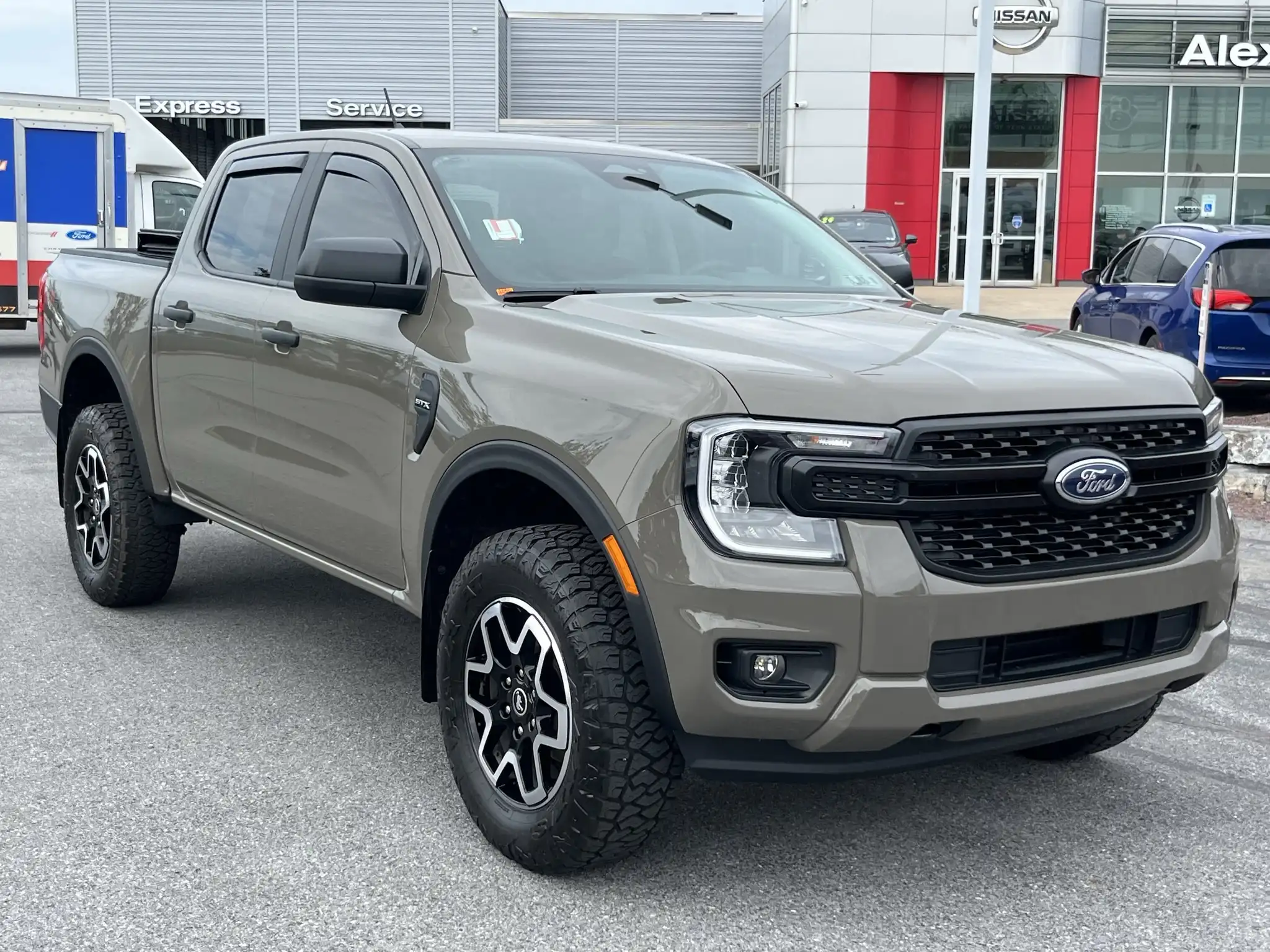 2025 Ford Ranger XL 4WD SuperCrew 5' Box's photo