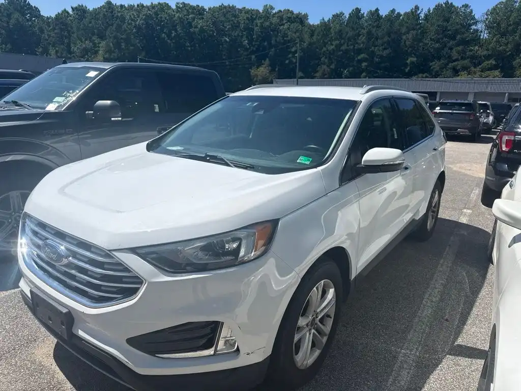 2019 Ford Edge SEL's photo