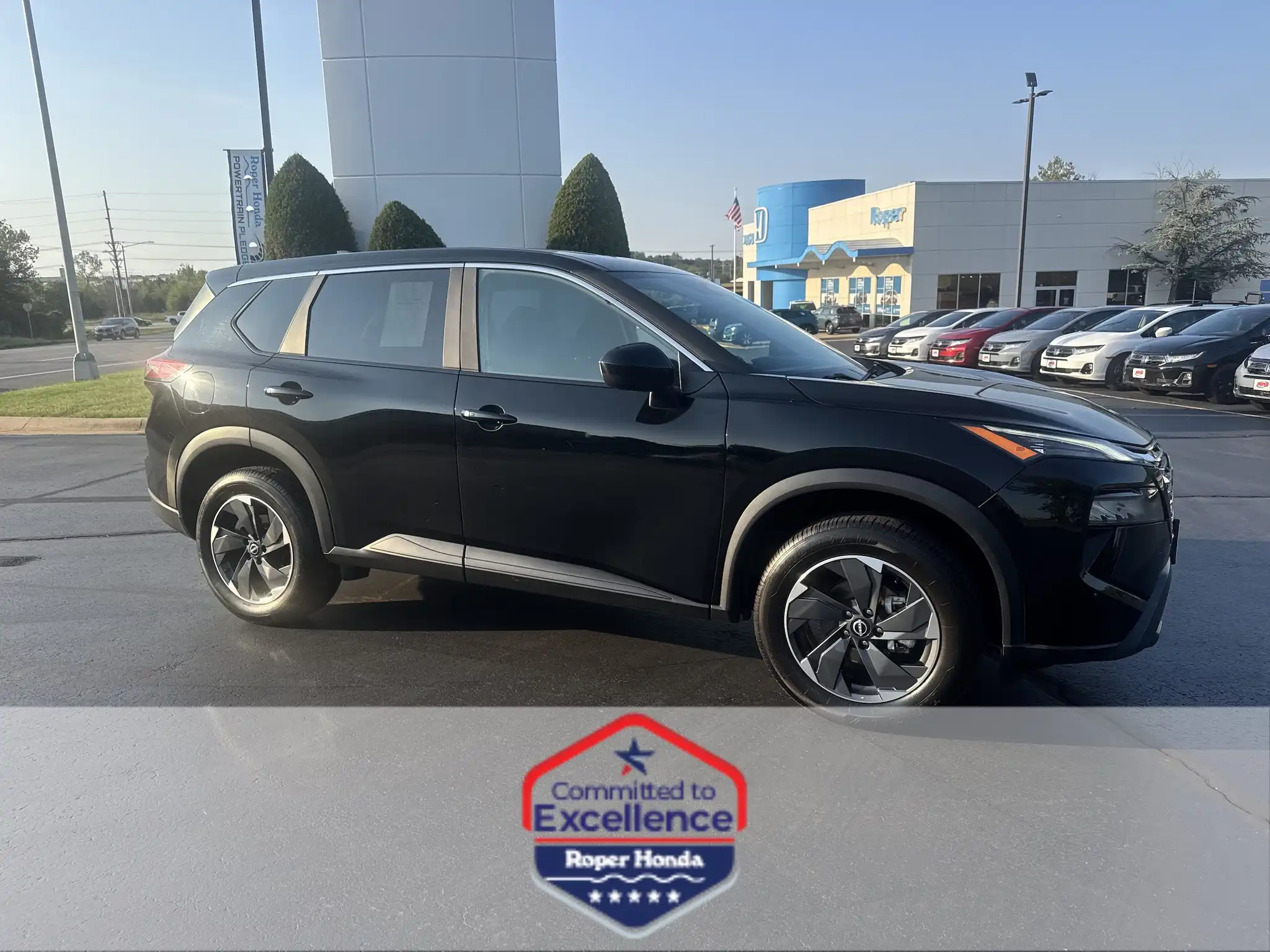 2024 Nissan Rogue SV AWD's photo