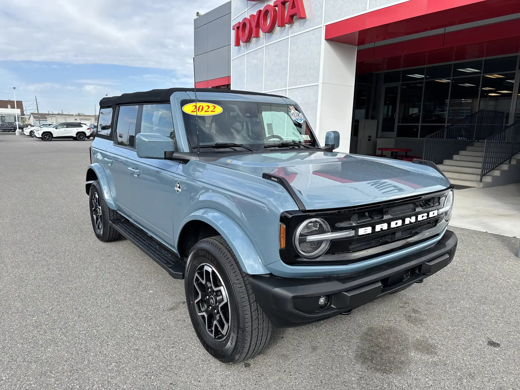 2022 Ford Bronco Outer Banks 4WD's photo