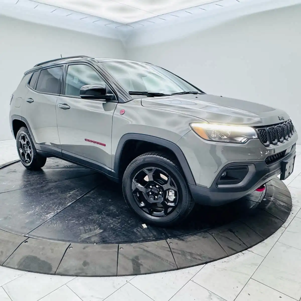 2023 Jeep Compass Trailhawk 4WD's photo