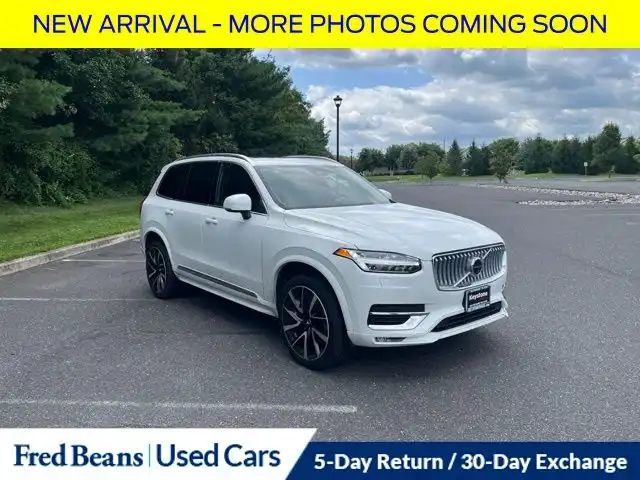 2024 Volvo XC90 B6 Plus 6-Seater Bright Theme AWD's photo