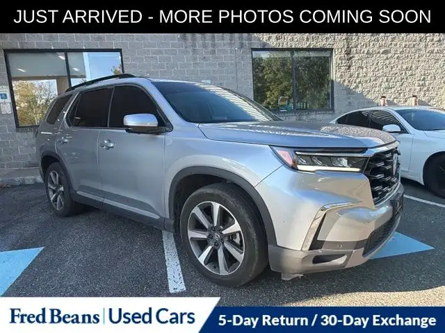 2025 Honda Pilot Elite AWD's photo