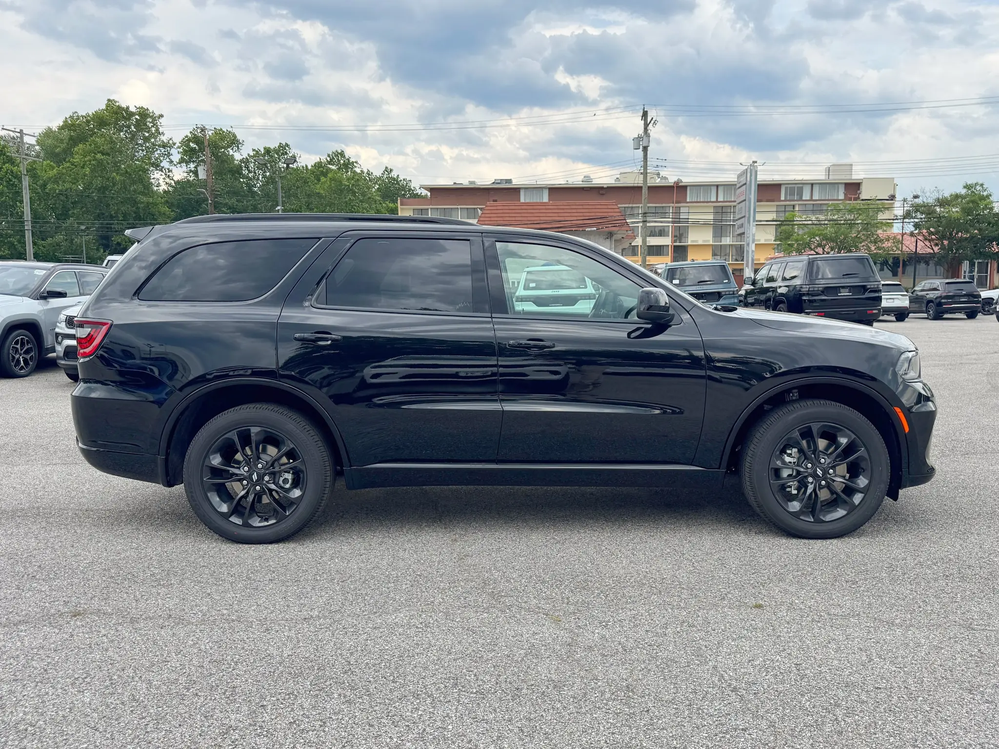 2026 Dodge Durango GT AWD photo 4