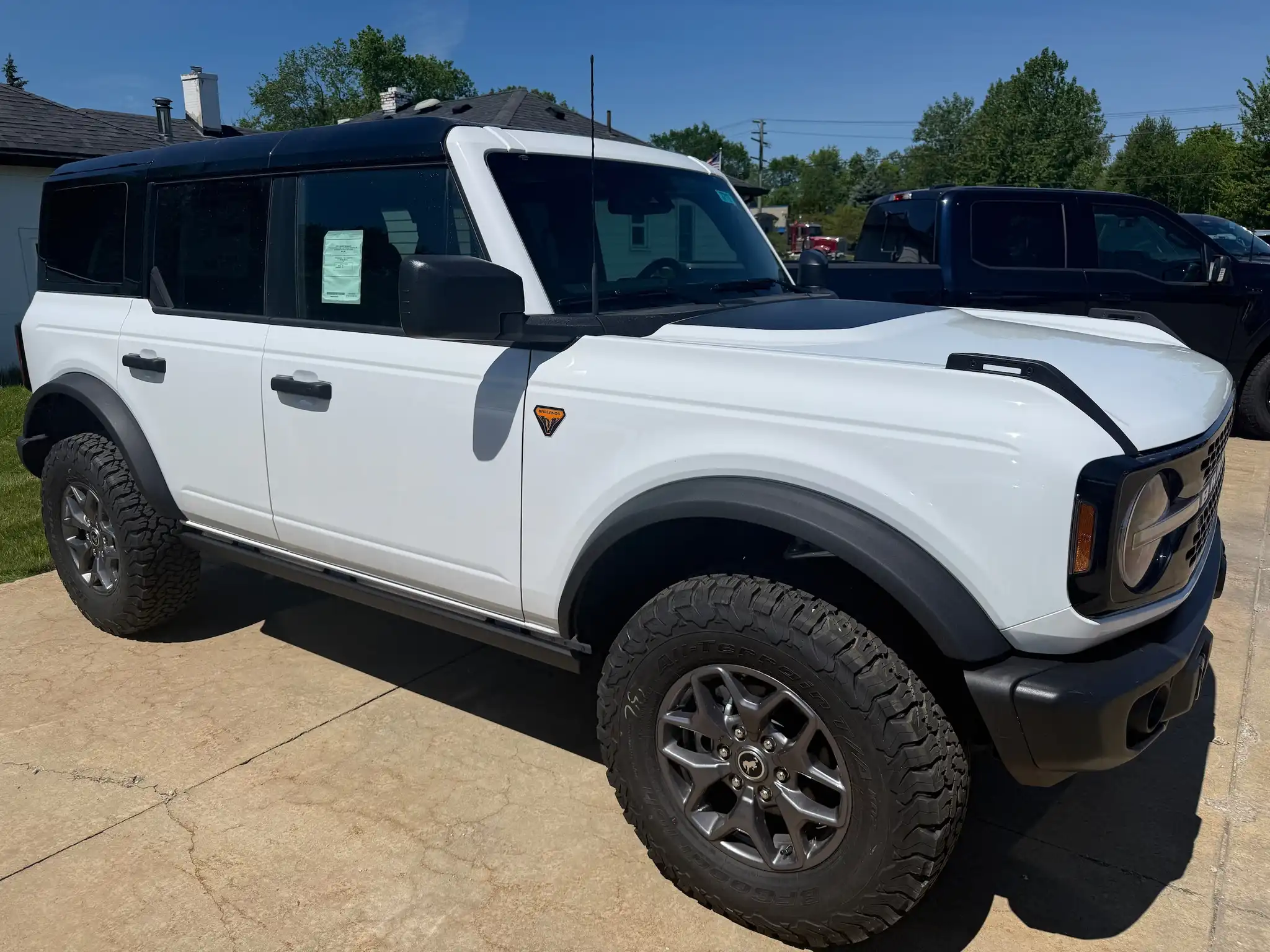 2025 Ford Bronco Badlands 4WD's photo