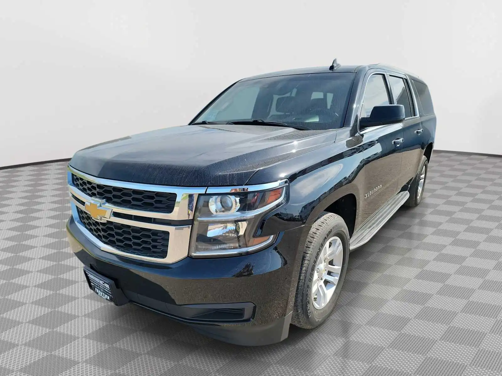 2018 Chevrolet Suburban LT 4WD 1500's photo
