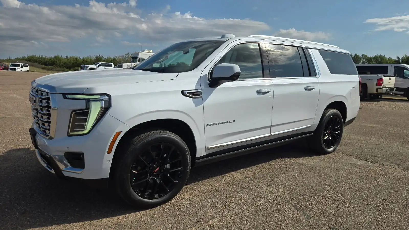 2026 GMC Yukon Denali AWD's photo