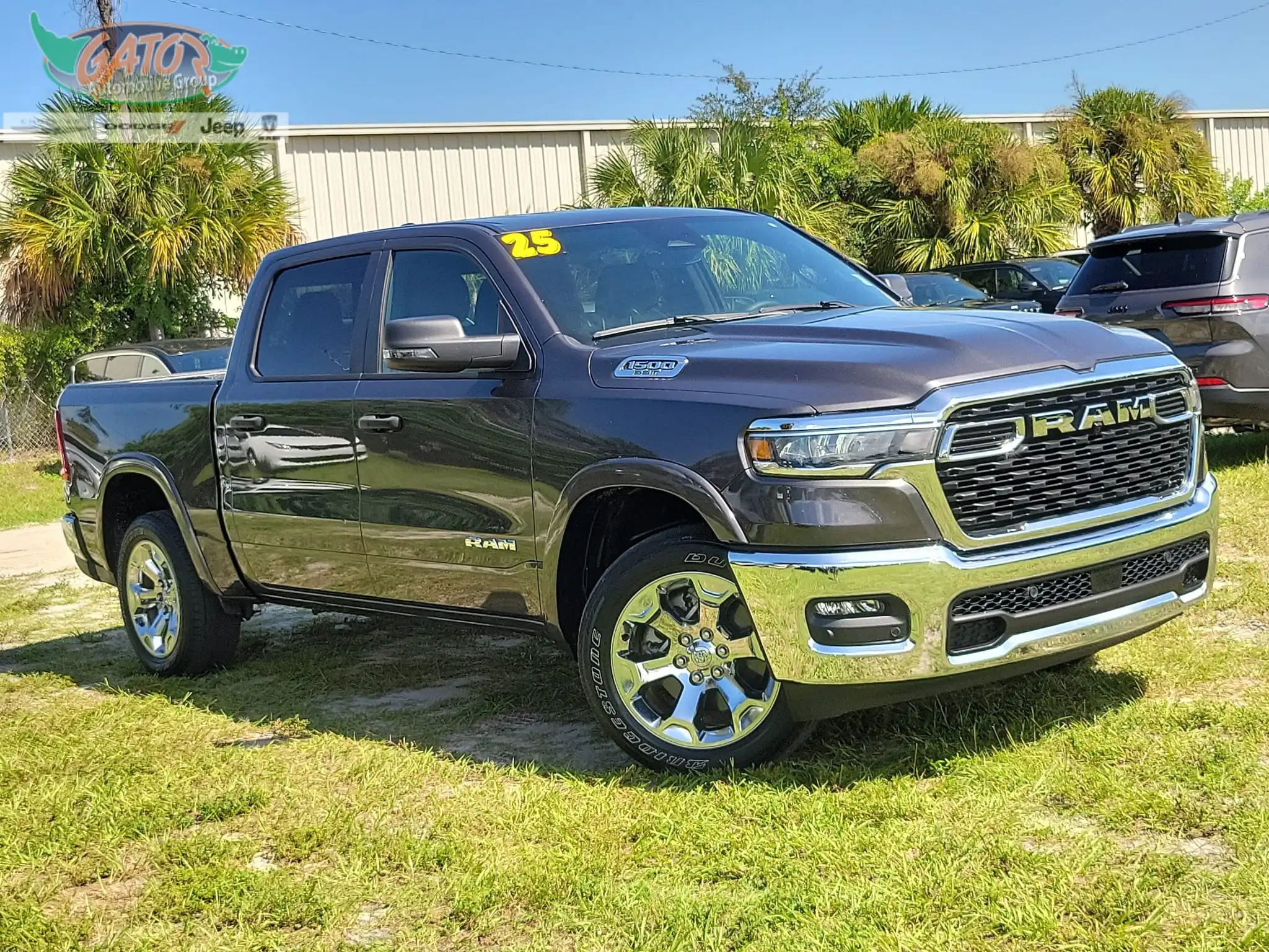 2025 RAM 1500 Big Horn/Lone Star Crew Cab 5'7's photo