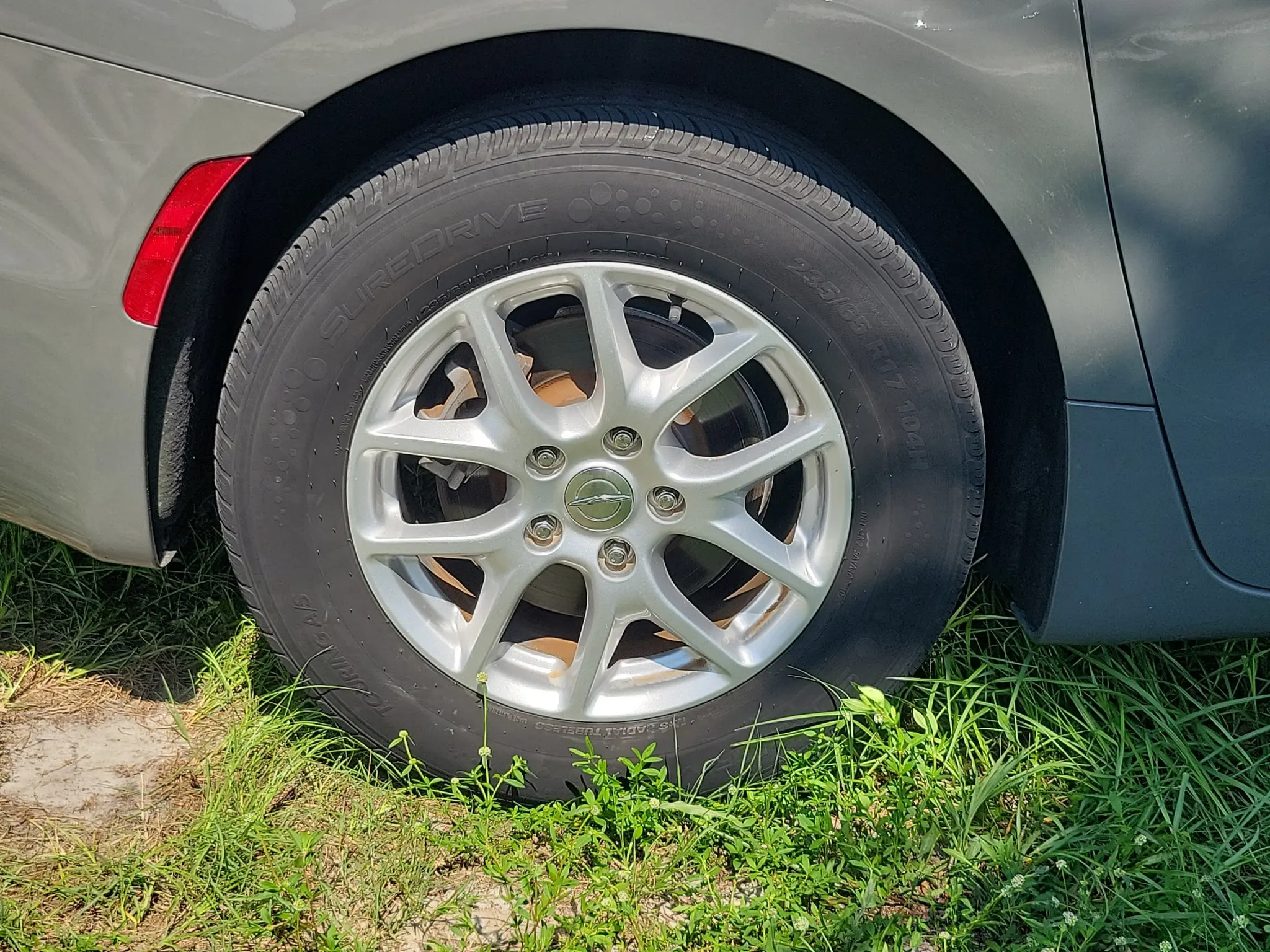 2020 Chrysler Pacifica Touring photo 5