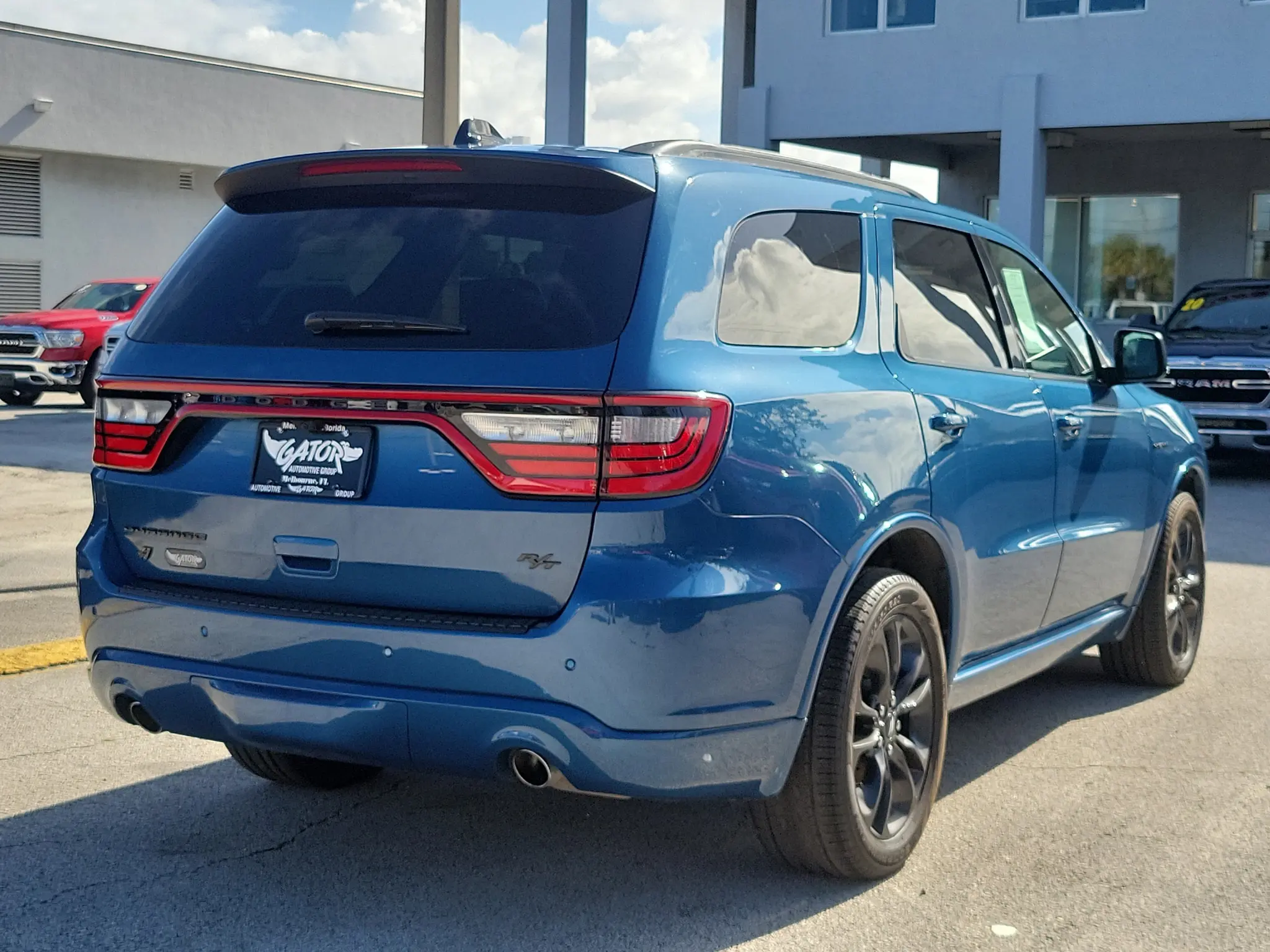 2025 Dodge Durango R/T AWD Plus photo 4