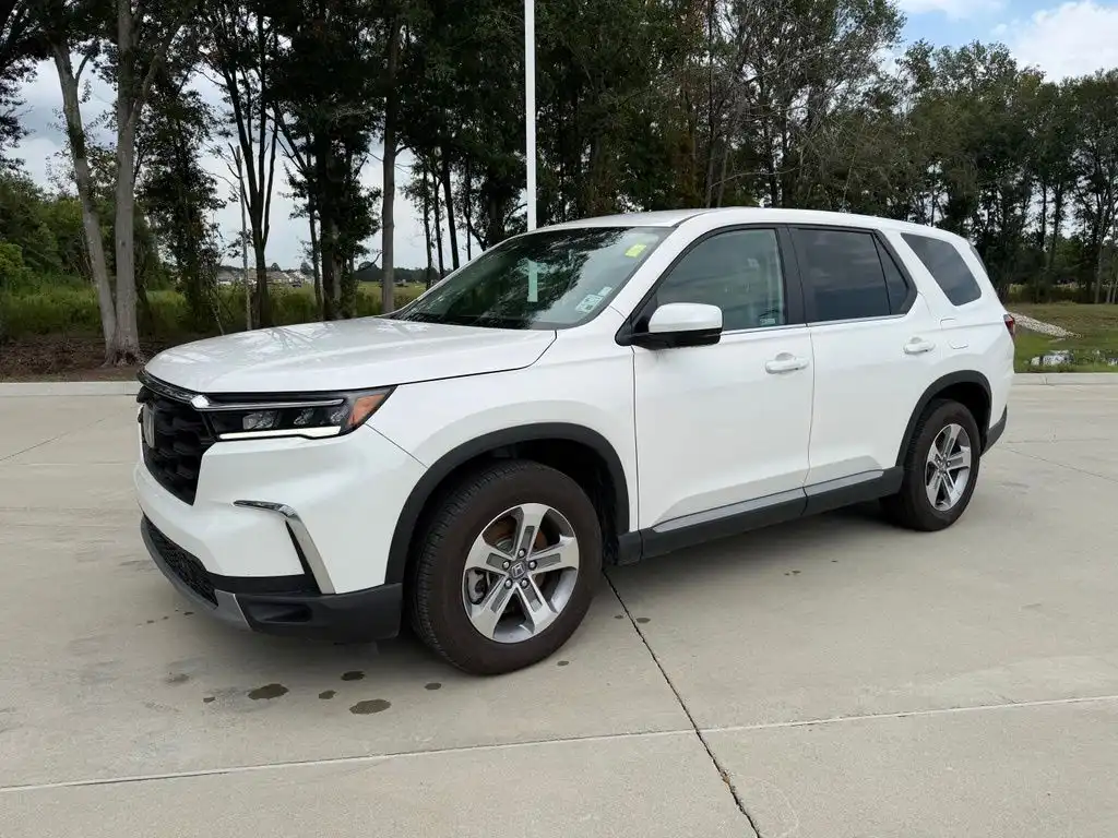 2025 Honda Pilot EX-L 2WD's photo