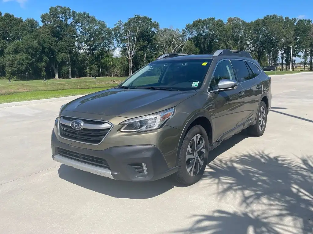2022 Subaru Outback Touring's photo