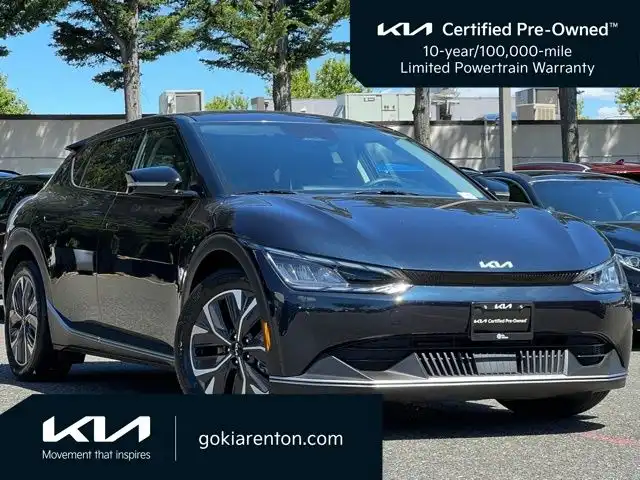 2024 Kia EV6 L AWD Light R's photo