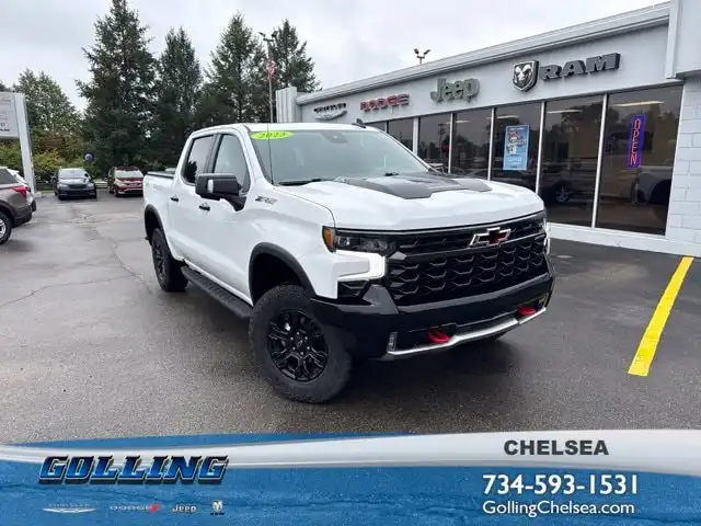 2023 Chevrolet Silverado 1500 ZR2 4WD Crew Cab Short Box's photo
