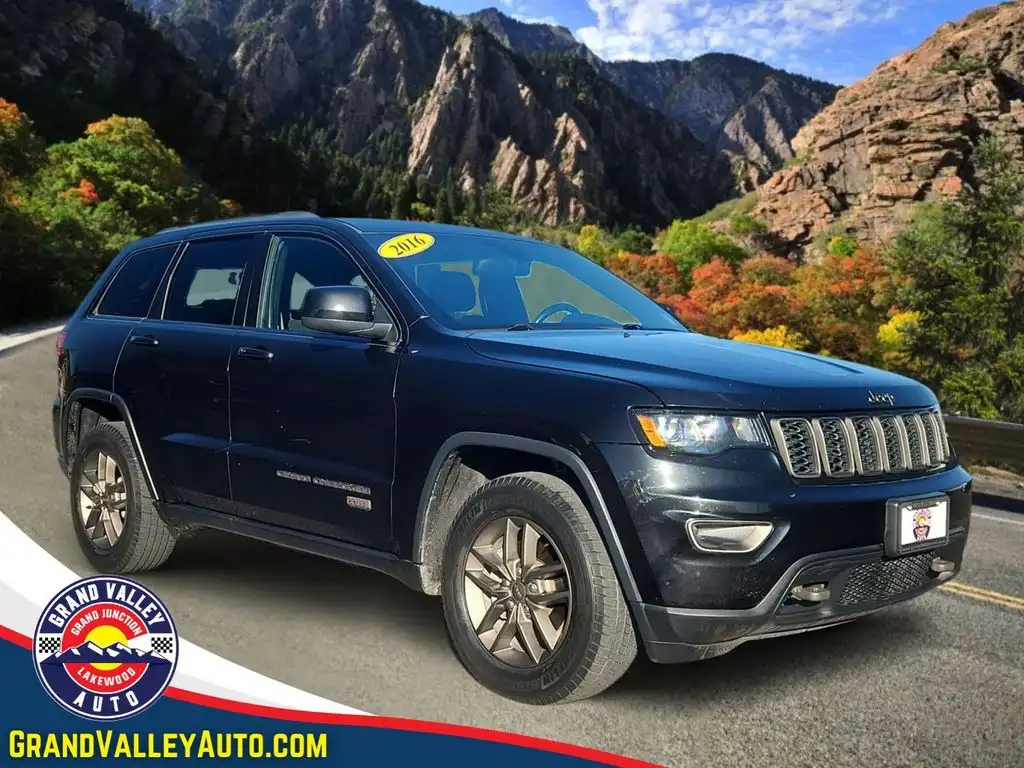 2016 Jeep Grand Cherokee Laredo 75th Anniversary Edition 4WD's photo
