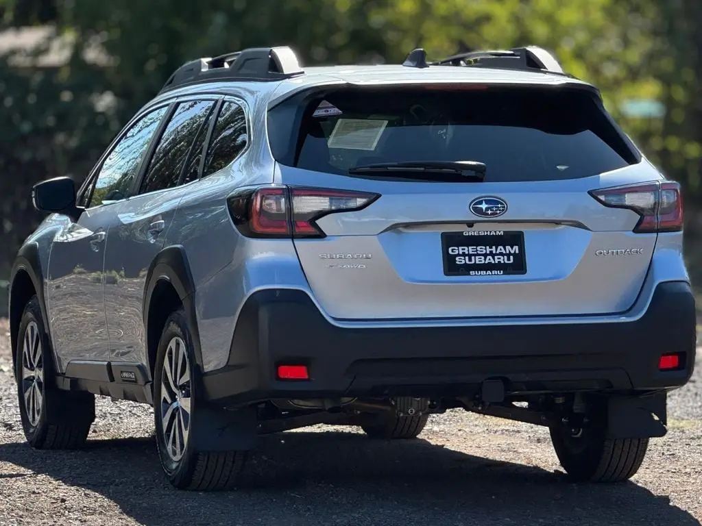 2024 Subaru Outback Premium photo 5