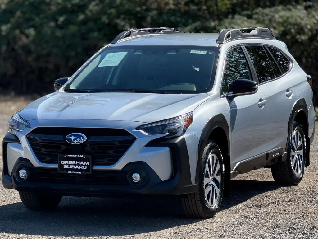 2024 Subaru Outback Premium photo 3