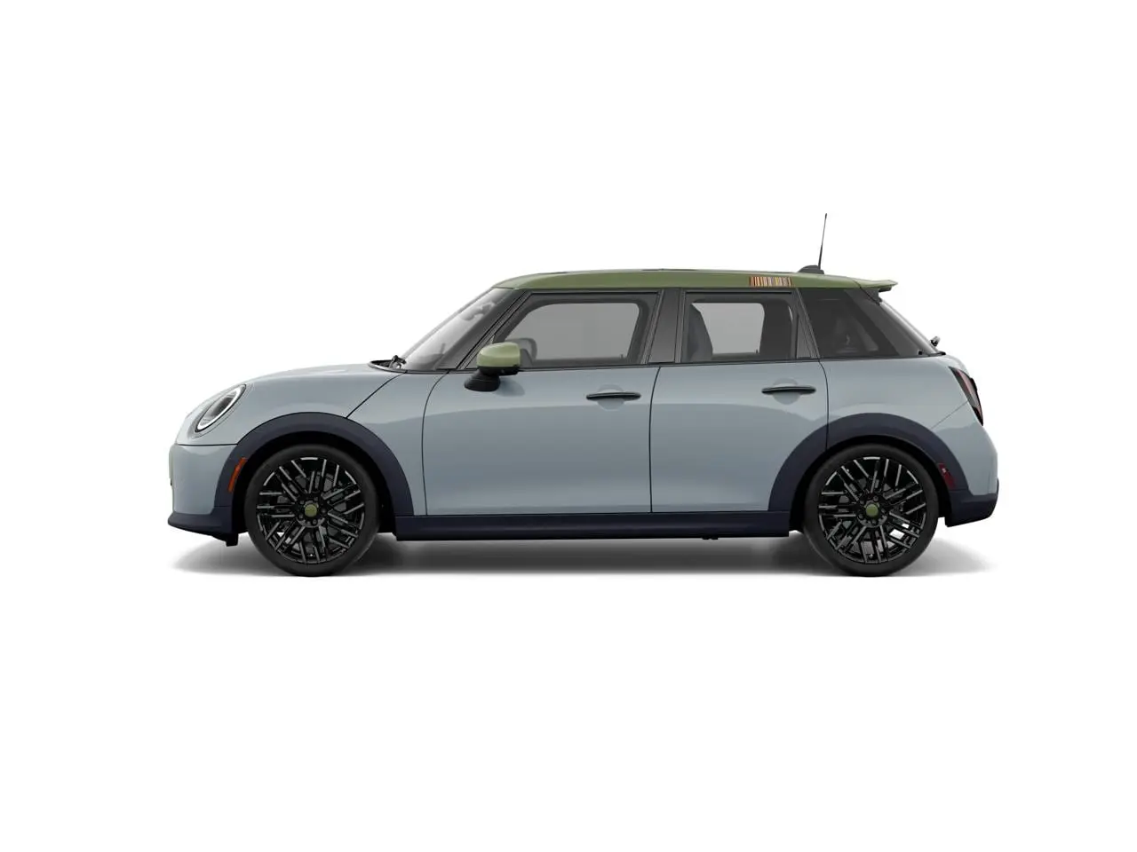 2027 MINI Cooper Cooper S 5 Door photo 4