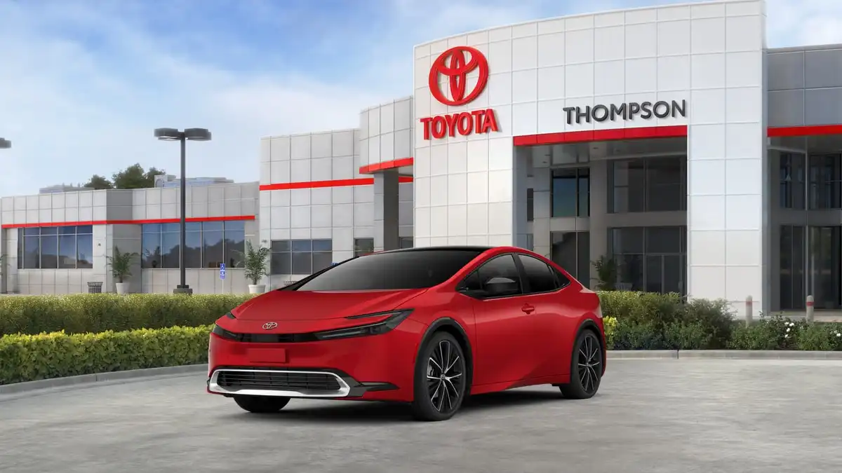 2026 Toyota Prius XLE FWD's photo
