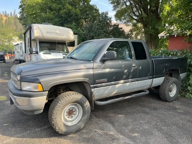 2002 Dodge Ram 2500 SLT 4WD Quad Cab SWB's photo