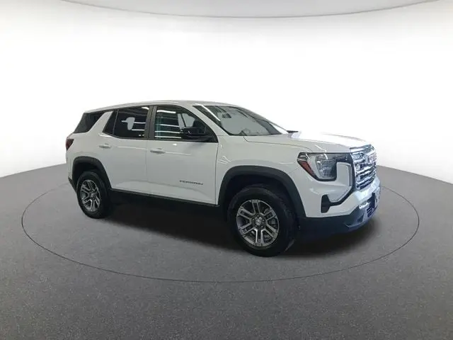 2026 GMC Terrain Elevation AWD photo 3