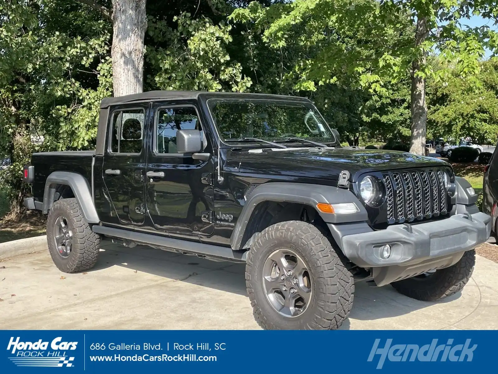 2020 Jeep Gladiator Sport's photo